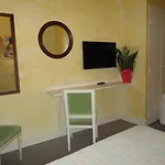 Ξενοδοχείο Chiffre 3*