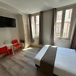 密码酒店 3* 阿尔比