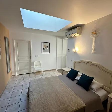 Hotel Chiffre 3*