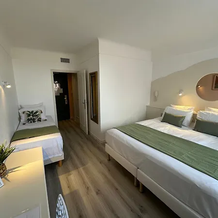 Chiffre Szálloda 3*