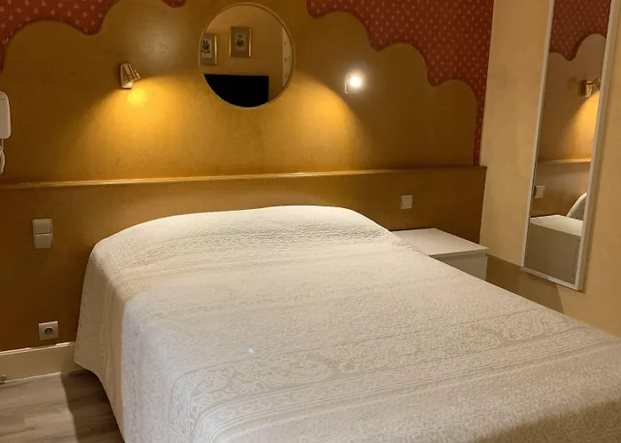 Chiffre Szálloda 3*